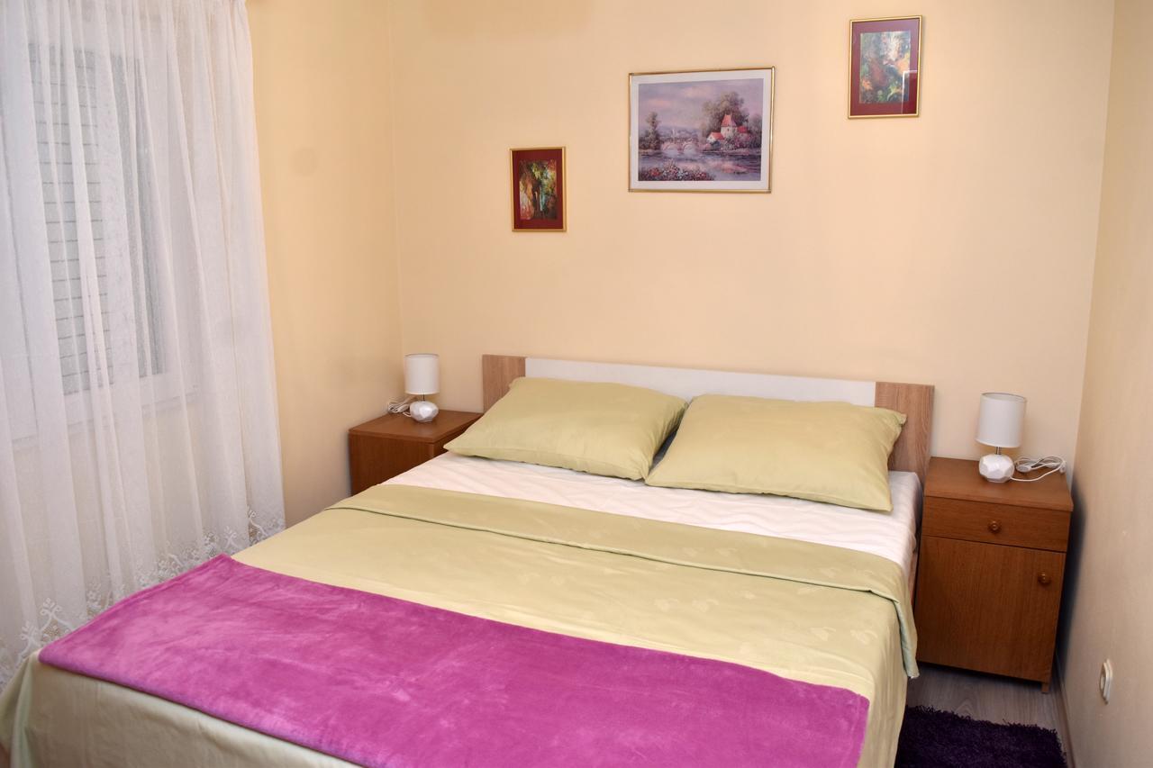 Apartments Oresic Vir Ngoại thất bức ảnh
