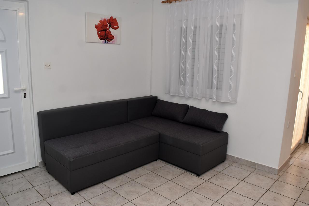 Apartments Oresic Vir Ngoại thất bức ảnh