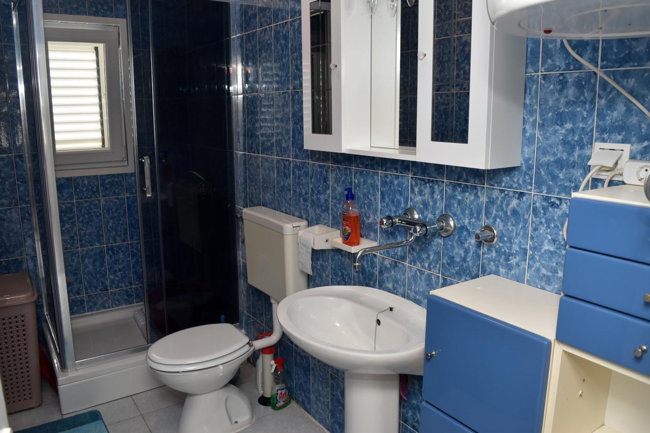 Apartments Oresic Vir Ngoại thất bức ảnh
