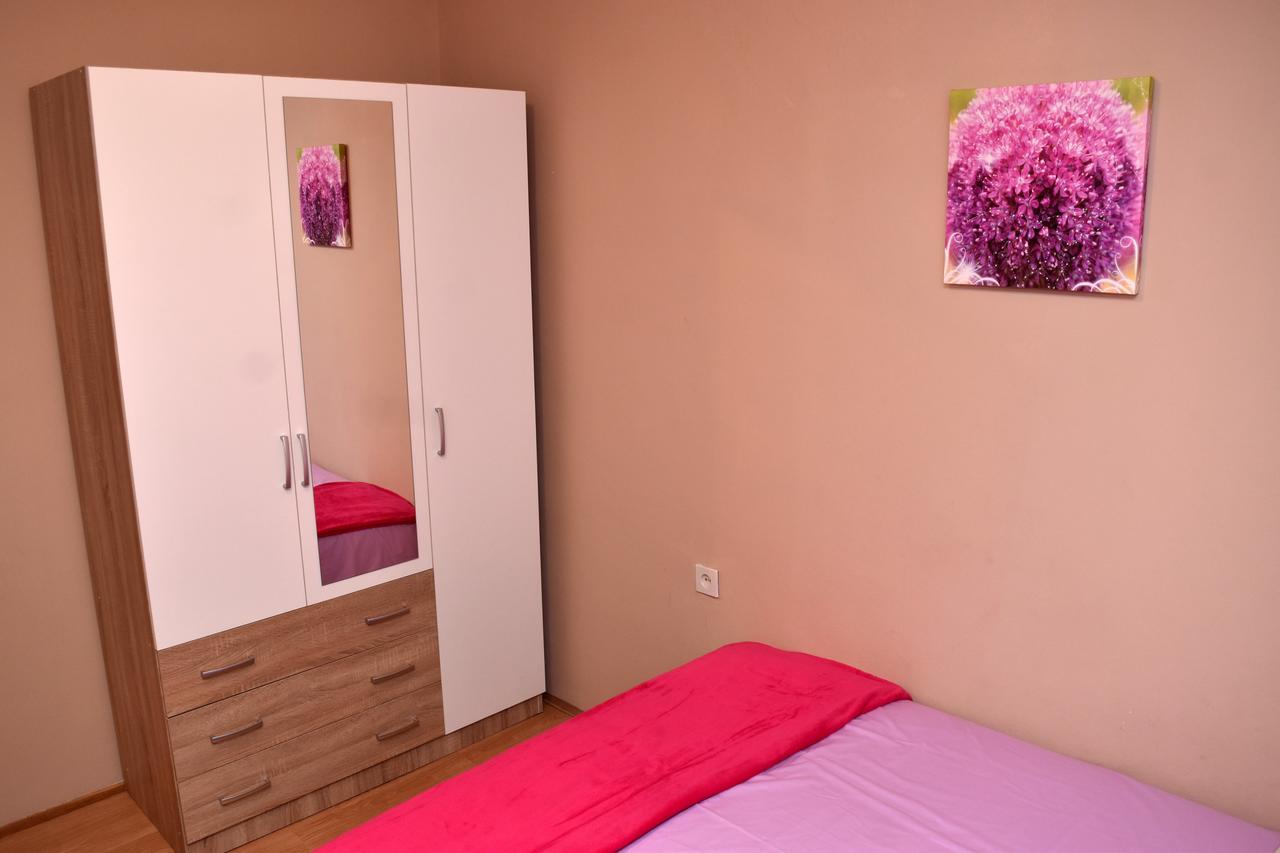 Apartments Oresic Vir Ngoại thất bức ảnh